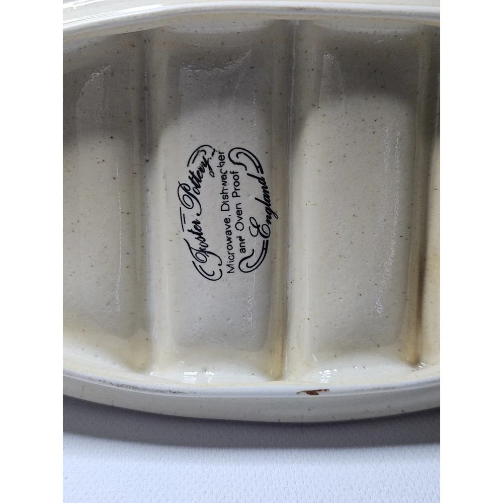 Foster Pottery charming vintage